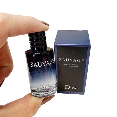 dior sauvage miniature